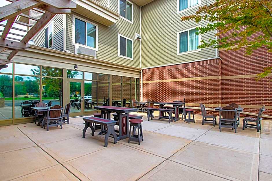 Sleep Inn & Suites Madison - Monona