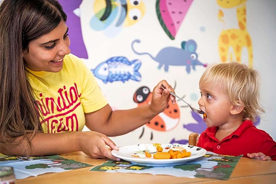 Biancaneve Family Hotel