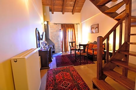 Deluxe Suite, Jetted Tub