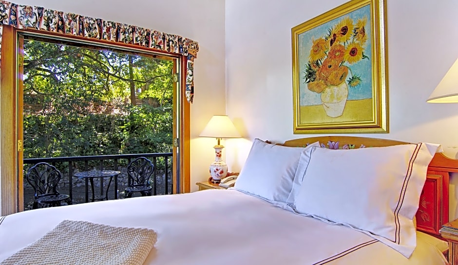 Babbling Brook Inn