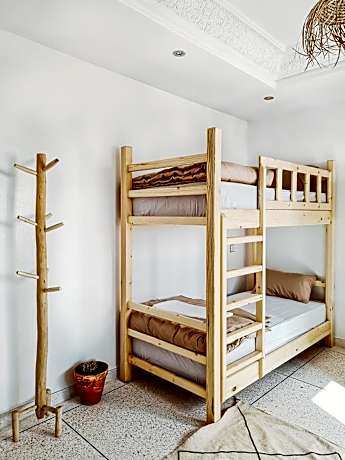 Bed in 8-Bed Mixed Dormitory Room