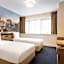 Rotterdam Teleport Hotel