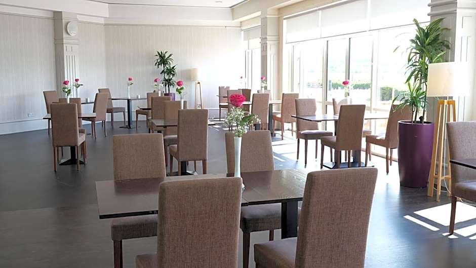 Golden Jubilee Conference Hotel