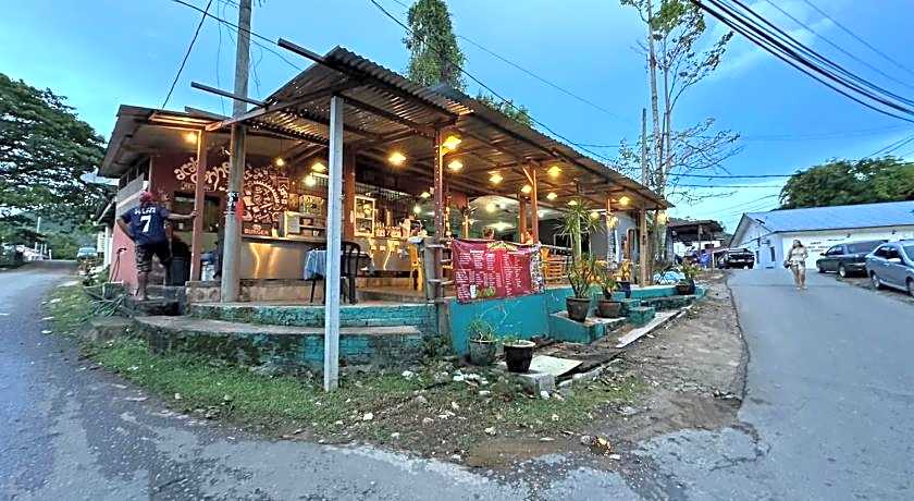 OYO 90565 Teresek View Motel