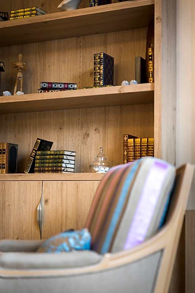 Hôtel Le Rive Droite & SPA