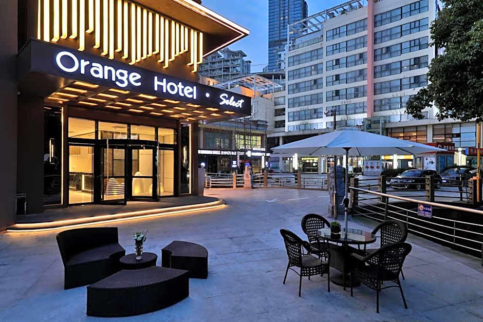 Orange Hotel Jinji Lake in Suzhou Center