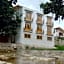 Santa Cecilia Hotel