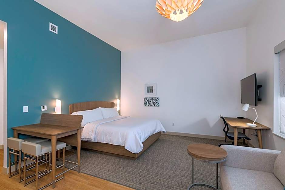 Element Denver International Airport