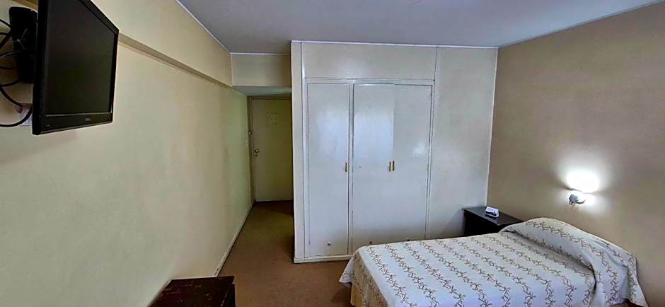 Hotel Puerta del Sol