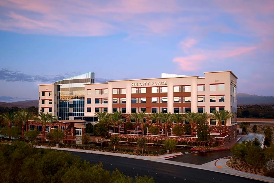 Hyatt Place Las Vegas at Silverton Village
