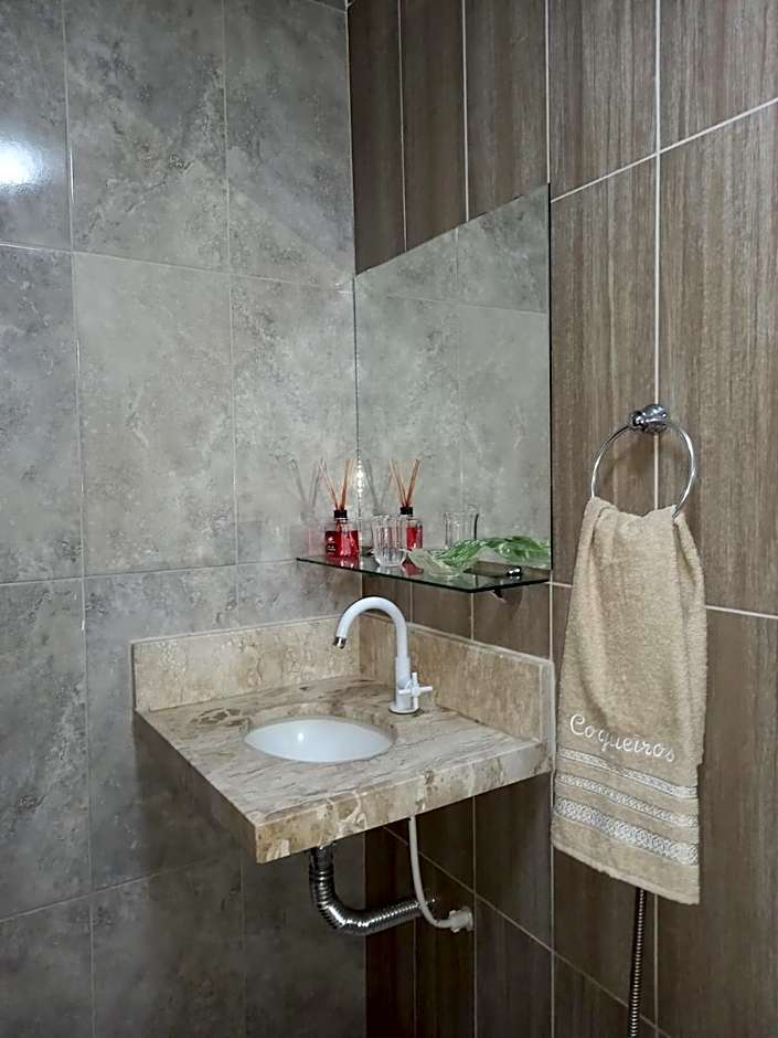 Parque dos Coqueiros- Bangalos e Suites