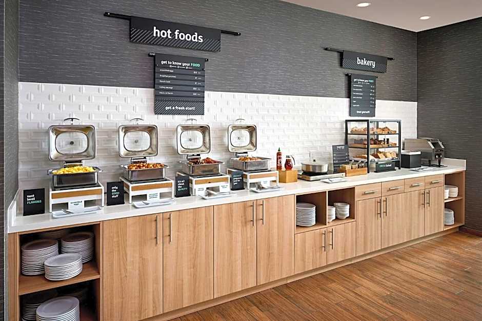 Holiday Inn & Suites Oakville at Bronte By IHG