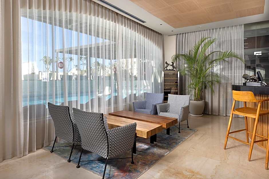 Comfort Hotel and Spa - Adults Only