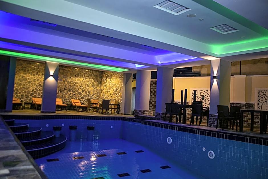 Vinpy Hotels