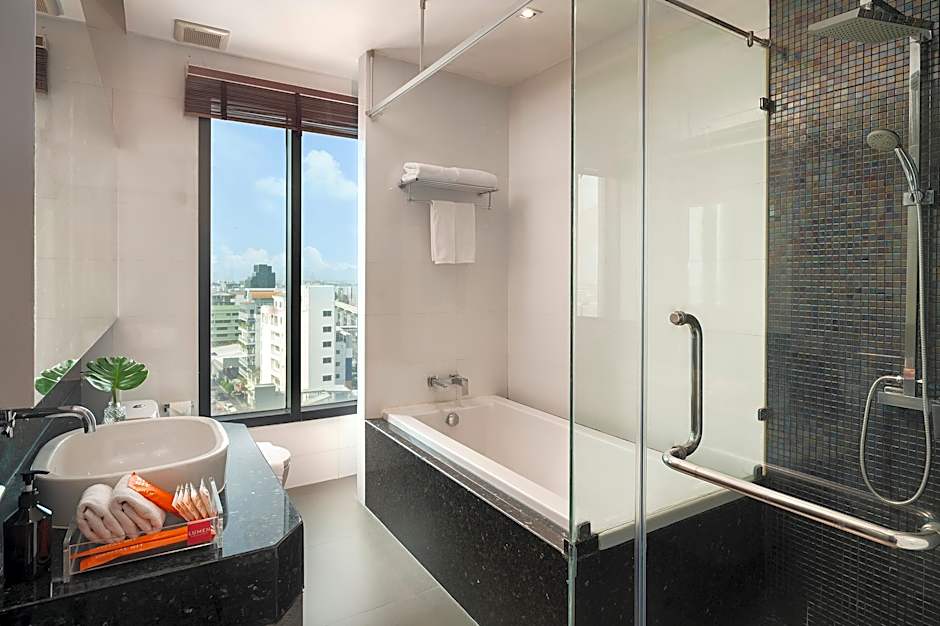 Lumen Bangkok Srinakarin
