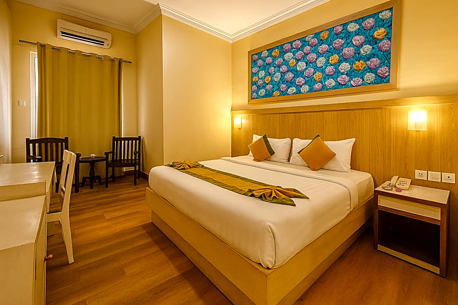 Puri Saron Denpasar Hotel