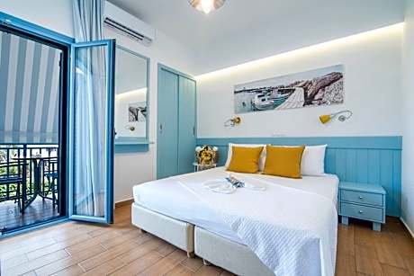 Double or Twin Room with Balcony - First Floor