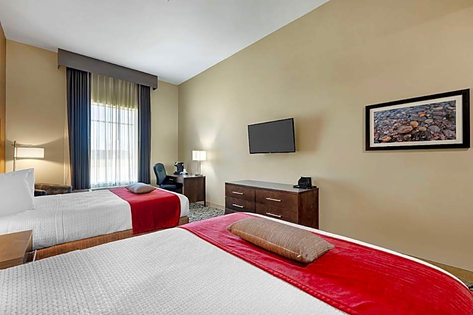 Best Western Plus Lakeview Hotel