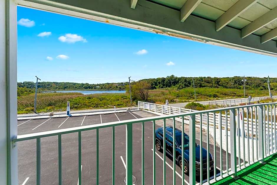 Pilgrim Sands on Long Beach