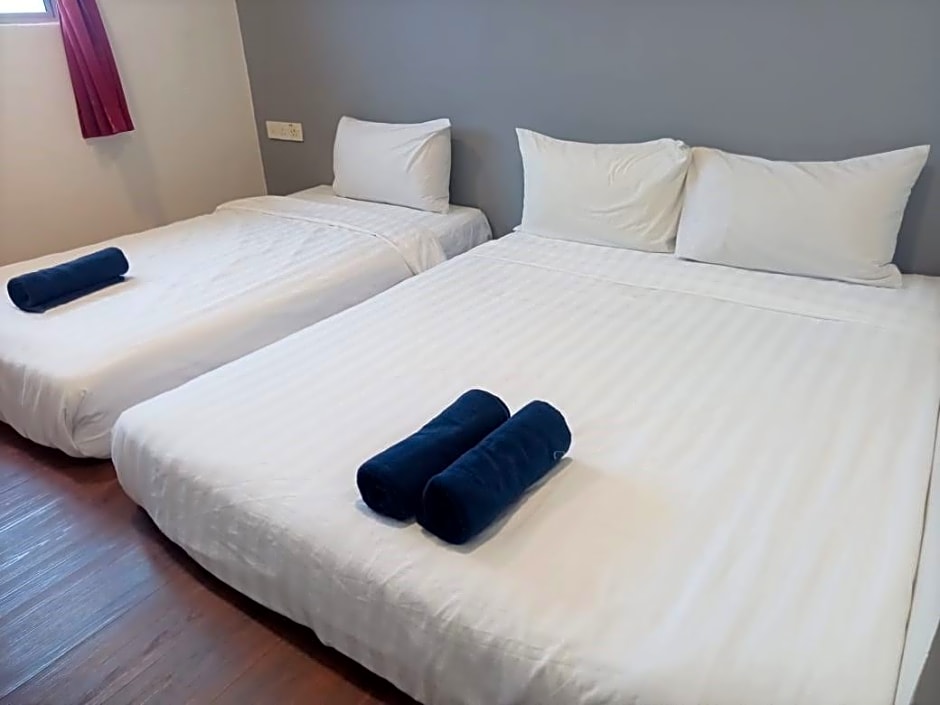 OYO 89480 Dream House Hotel