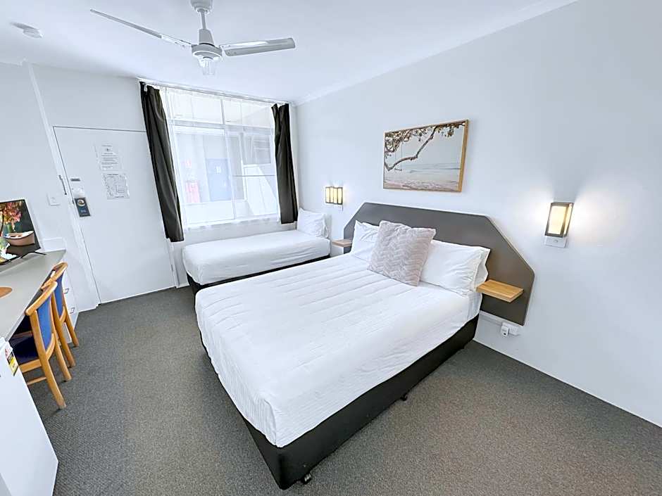 Golden Sands Motor Inn