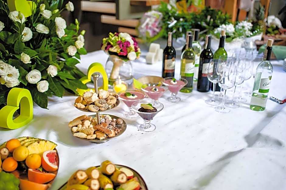 Centrum Restauracyjno-Hotelowe Florres