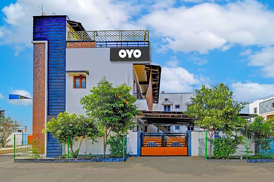 OYO Flagship SMS Homes