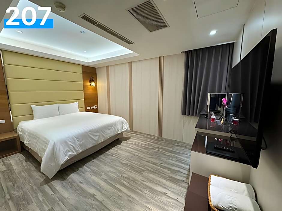 Benz Hotel