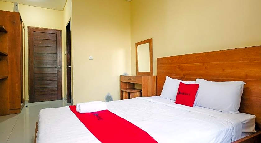 RedDoorz @ Kerta Dalem Sidakarya