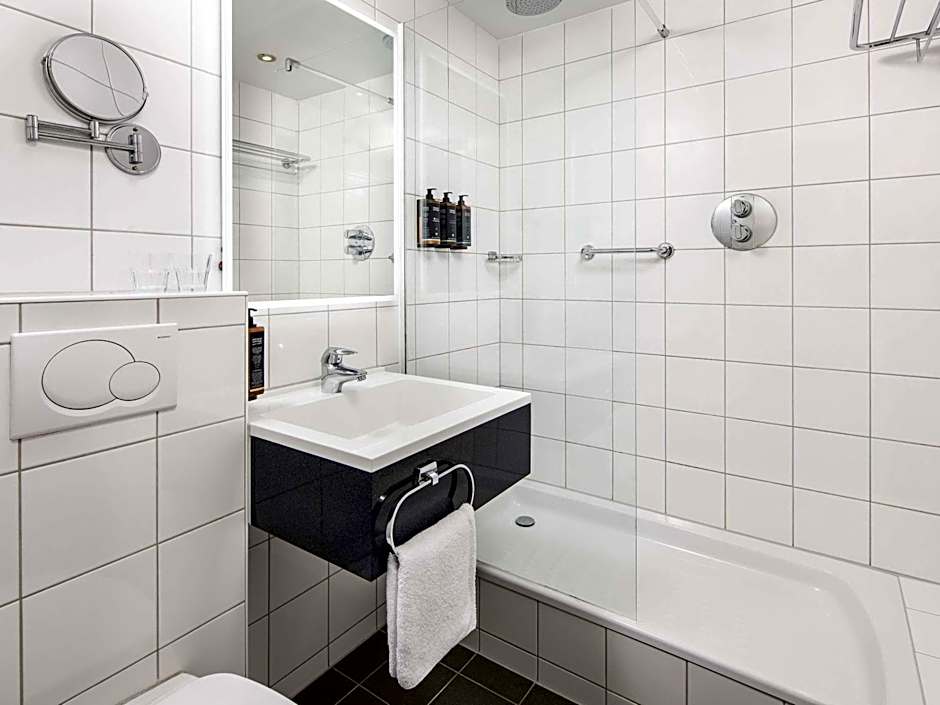 Mercure Birmingham West Hotel