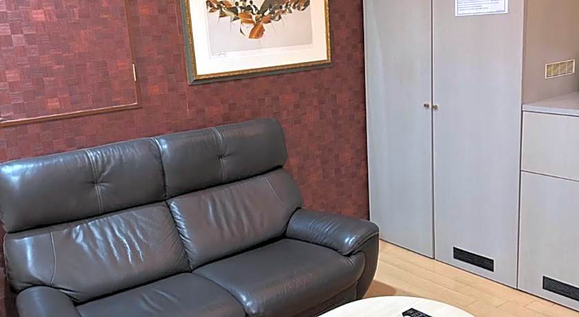 Hotel Takao Asile