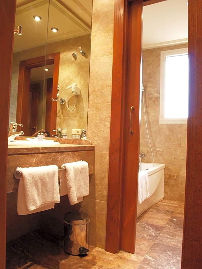 Hotel Pamplona Villava