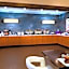 Holiday Inn and Suites Charleston West By IHG