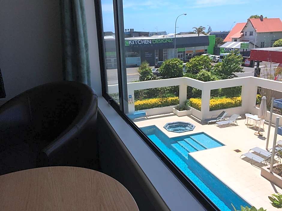 Plymouth International