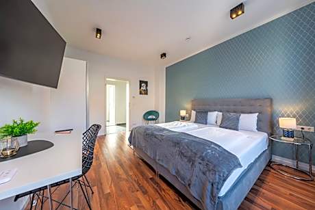 Deluxe Suite Apartment with 2 Bedrooms - Nützelstraße 14