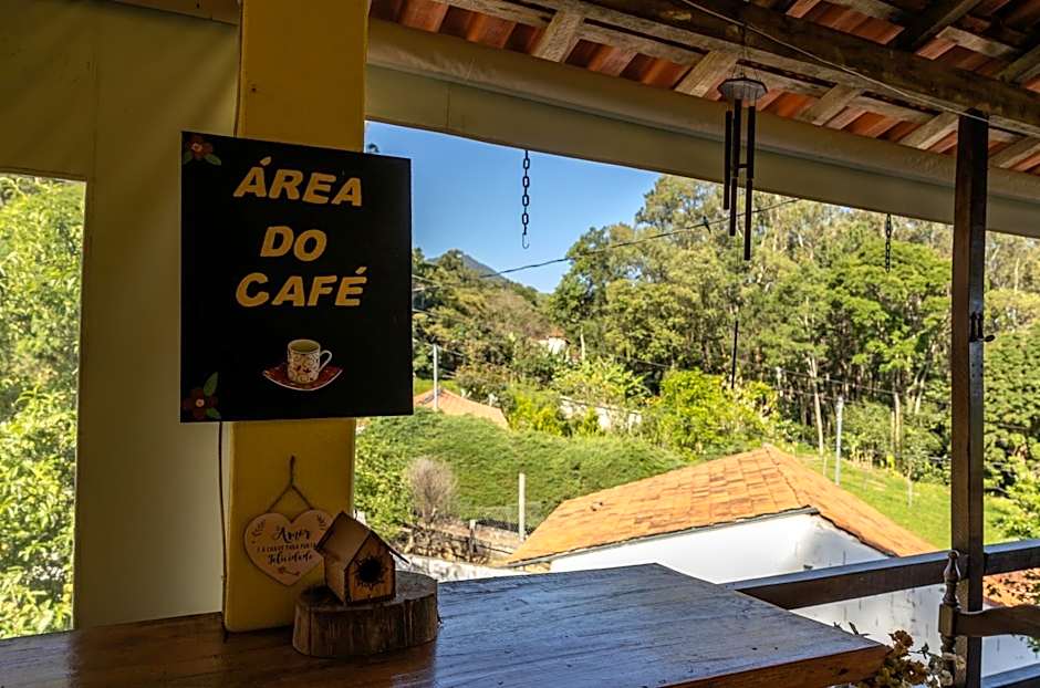 Hostel Yellow House MG