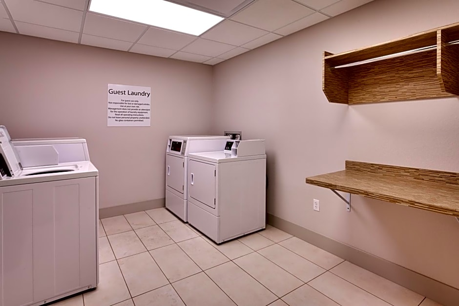 Holiday Inn Express & Suites Phoenix West - Buckeye By IHG