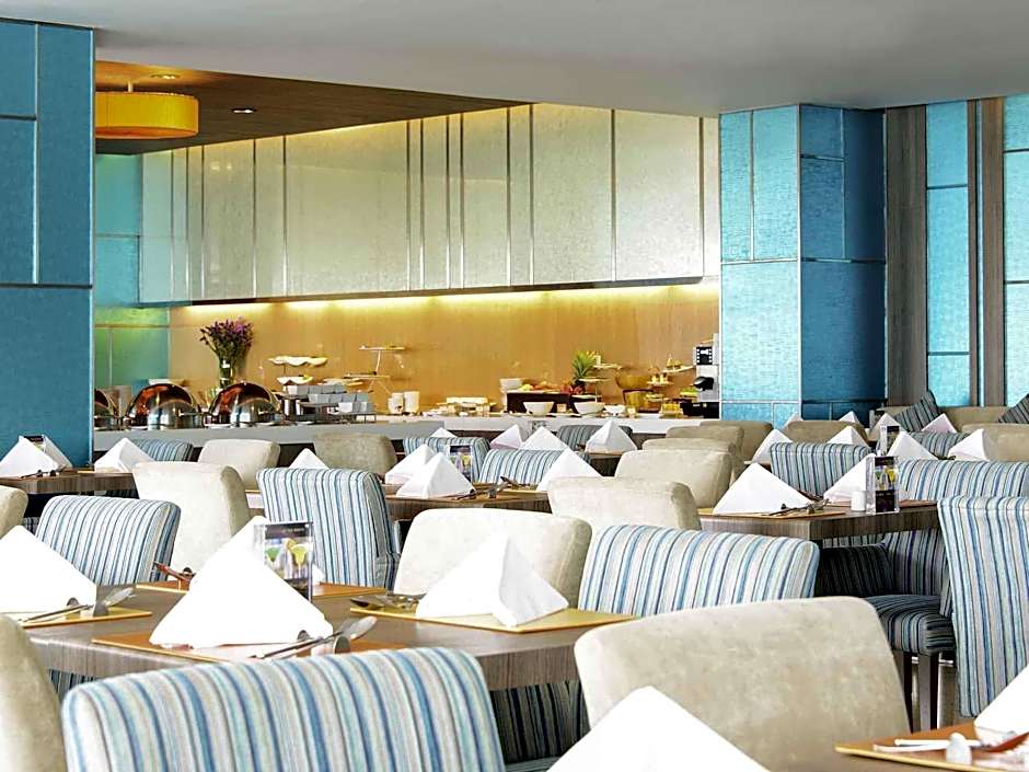 Novotel Bangkok Impact Hotel