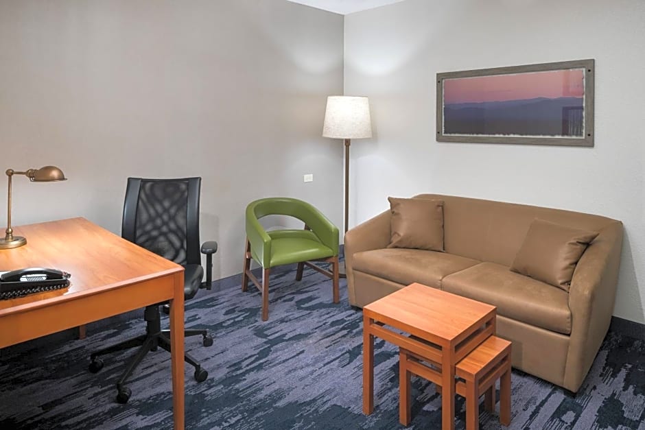 Fairfield Inn & Suites by Marriott Kansas City Overland Park