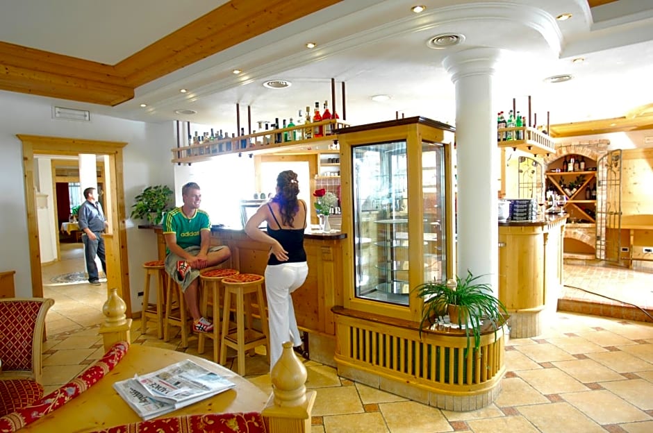 Hotel Falzares