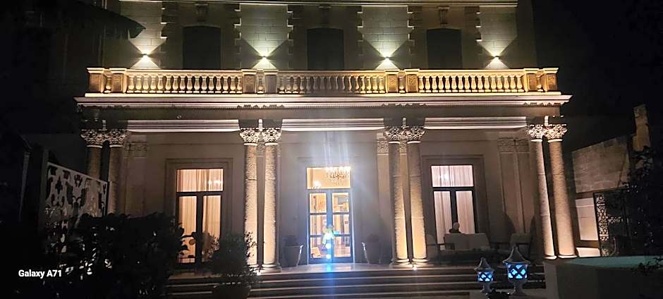 Dimora Charleston Lecce parcheggio privato in loco gratis