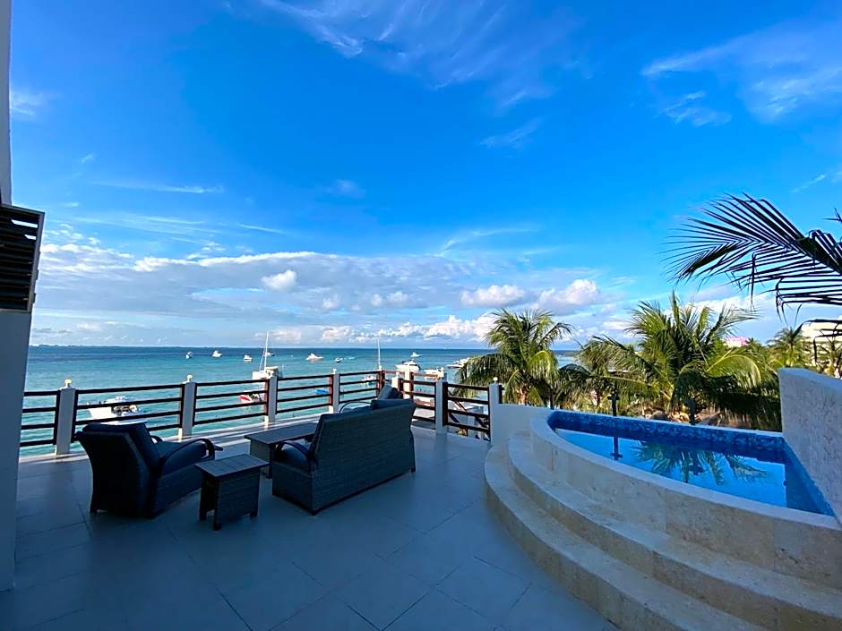 Cuxos Hotel Beachfront