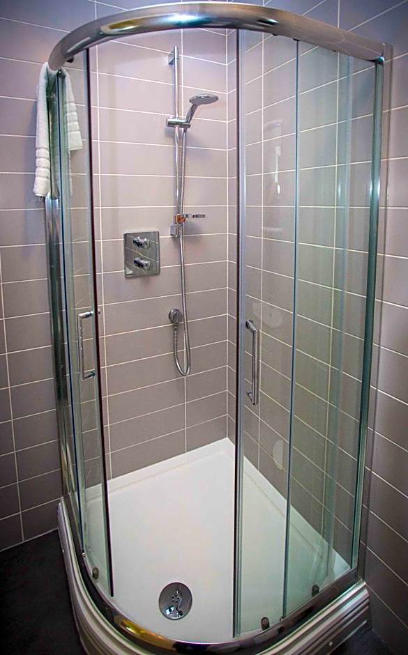 Studios At Glenthorne