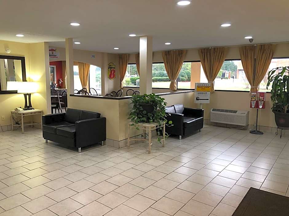 Baymont by Wyndham Richburg/Chester Area