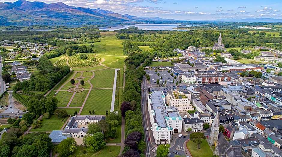 Killarney Plaza Hotel & Spa