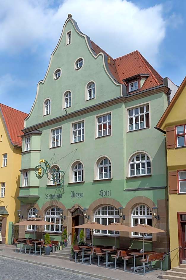 Altstadthotel PIAZZA