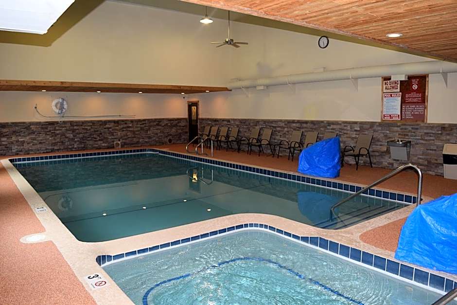 Days Inn by Wyndham Cadillac