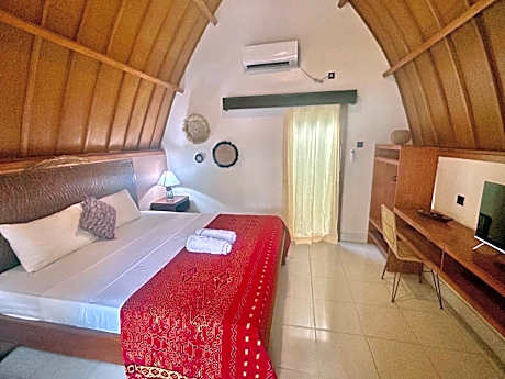 Deluxe Queen Room