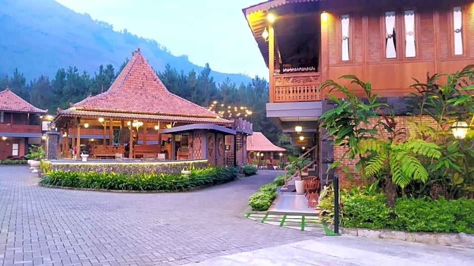 Joglo Kecombrang Bromo