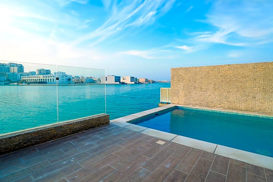SeaLoft Villas